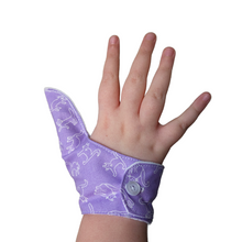 Load image into Gallery viewer, Purple coloured thumb guard with a cat design. Moisture resistant lining, to help stop thumb sucking. Made by The Thumb Guard Store.
