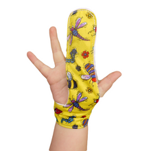 Load image into Gallery viewer, Finger guard for children who want to stop finger sucking.  Bug themed fabric
