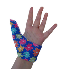 Load image into Gallery viewer, Thumb Guard thumb cover, Stop thumb sucking and other habits. Floral fabric
