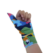 Load image into Gallery viewer, Baby and toddler thumb guard with cuff. Pattern fabric

