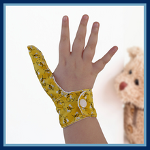 Load image into Gallery viewer, Thumb Guard to help stop thumb sucking. Thumb cover with single wrist strap. End sucking habits in children and adults
