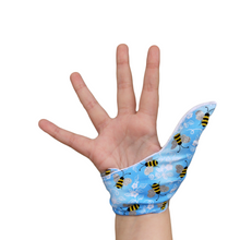 Load image into Gallery viewer, Thumb guard.  Stop thumb sucking thumb glove. Blue bee themed design
